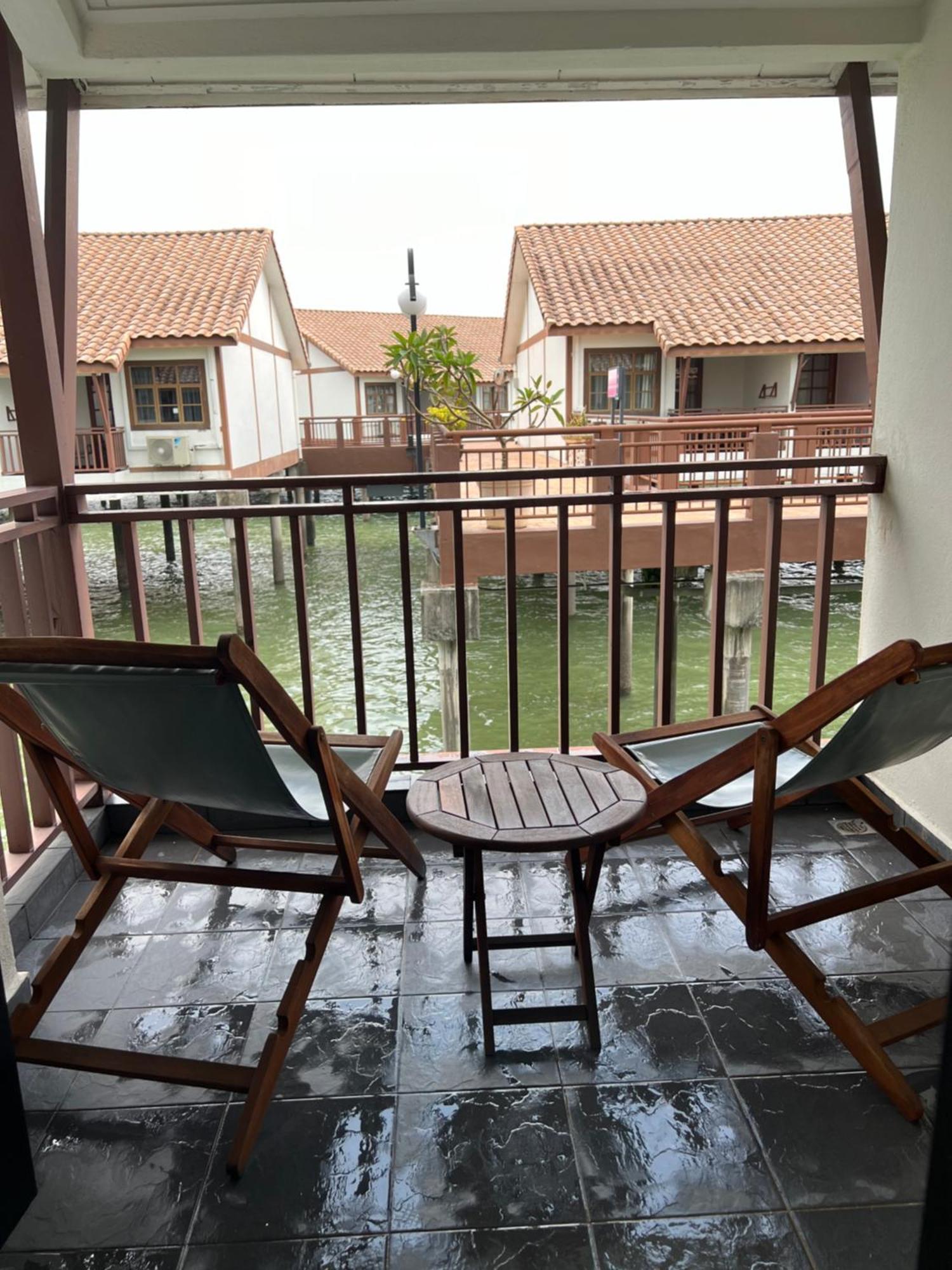 Water Chalet Pd Private Unit بورت ديكسون المظهر الخارجي الصورة